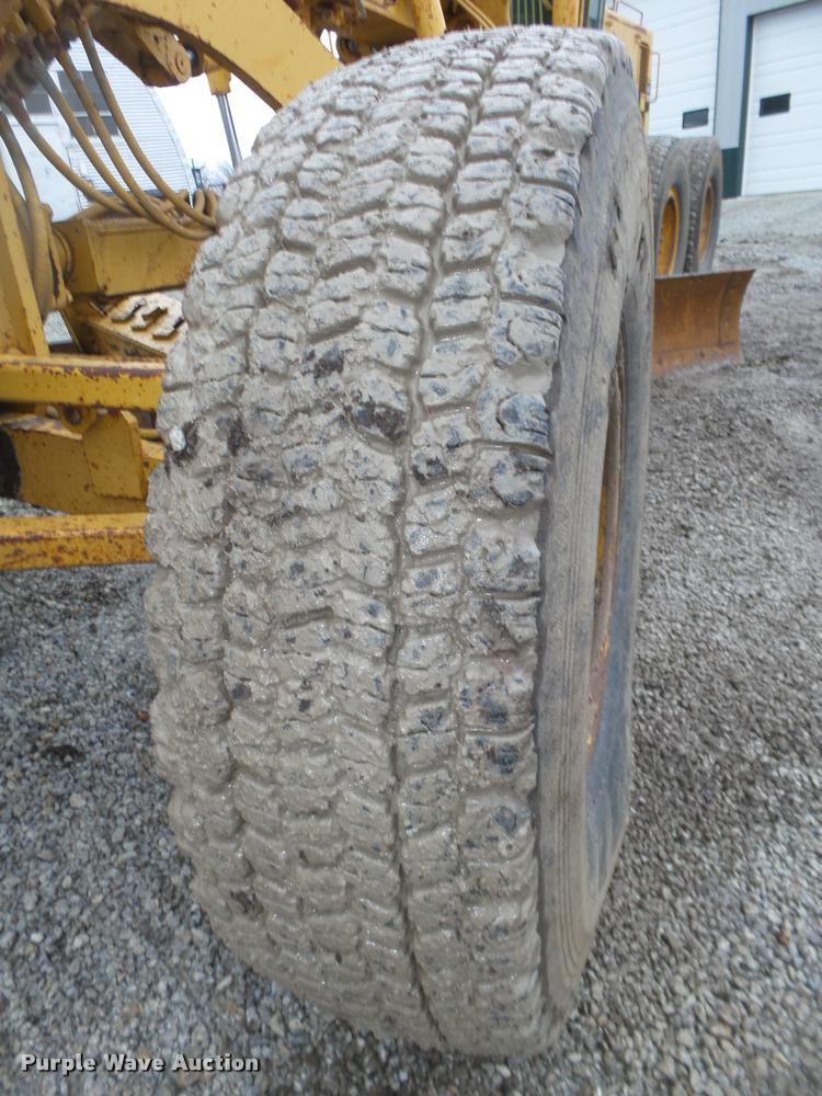 image for item DA0551 1989 Caterpillar 140G motor grader