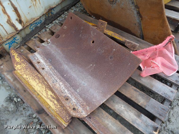 image for item DA0551 1989 Caterpillar 140G motor grader