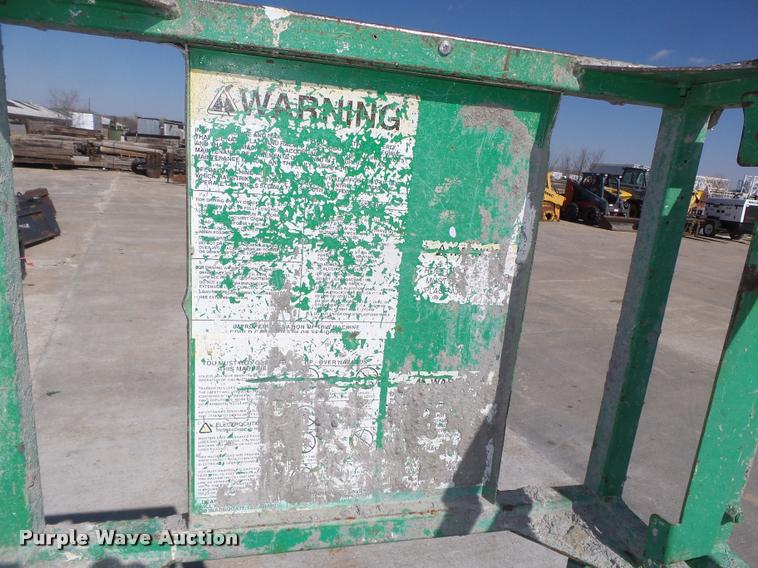 image for item DA0569 Mec 1632 scissor lift