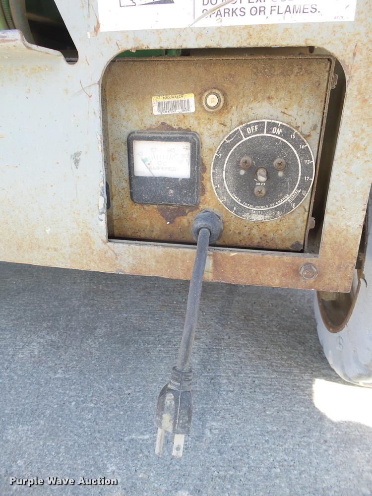 image for item DA0569 Mec 1632 scissor lift