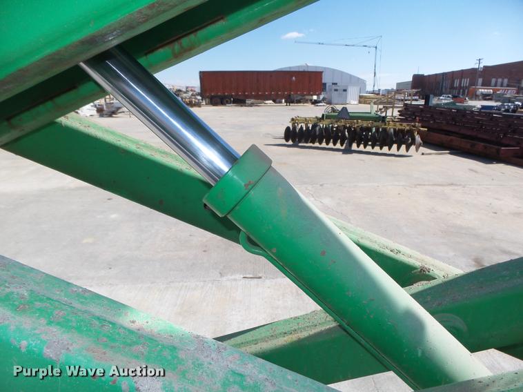 image for item DA0569 Mec 1632 scissor lift