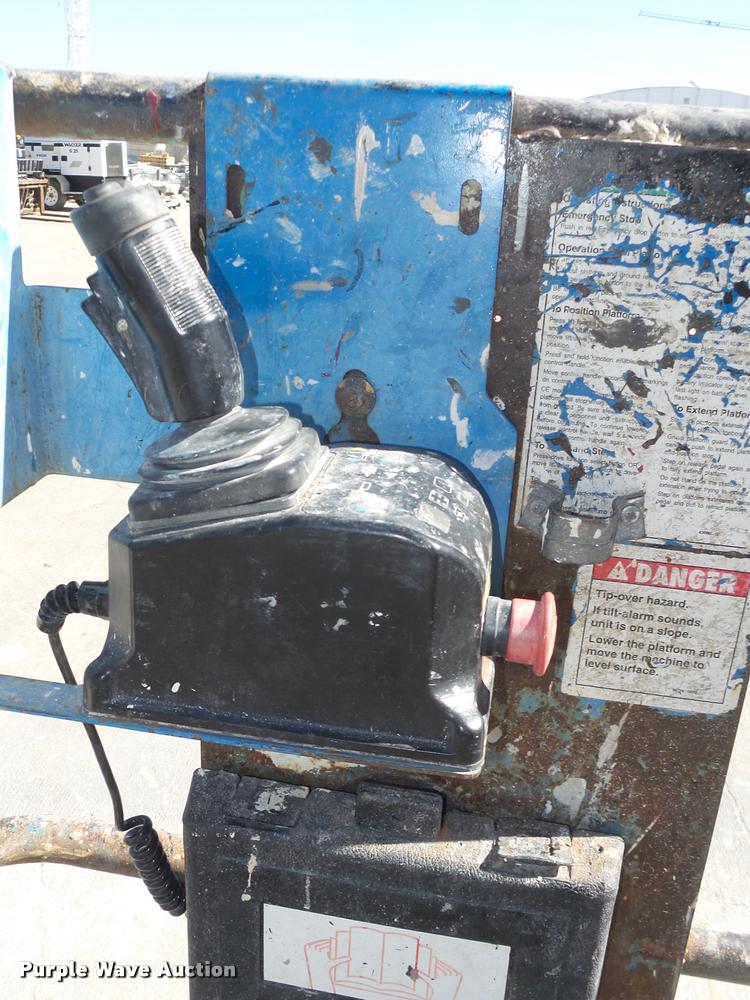 image for item DA0570 Genie GS1930 scissor lift