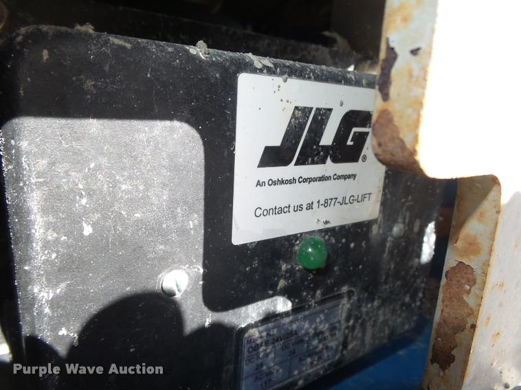 image for item DA0570 Genie GS1930 scissor lift