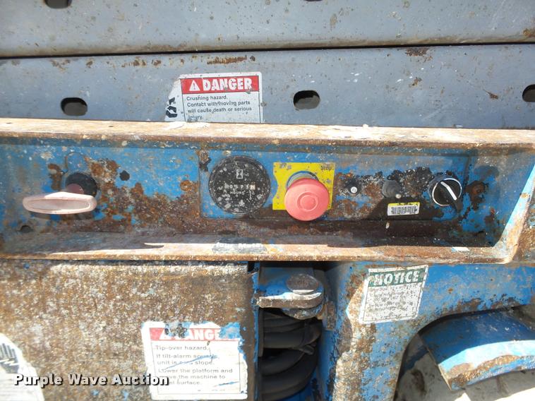 image for item DA0570 Genie GS1930 scissor lift