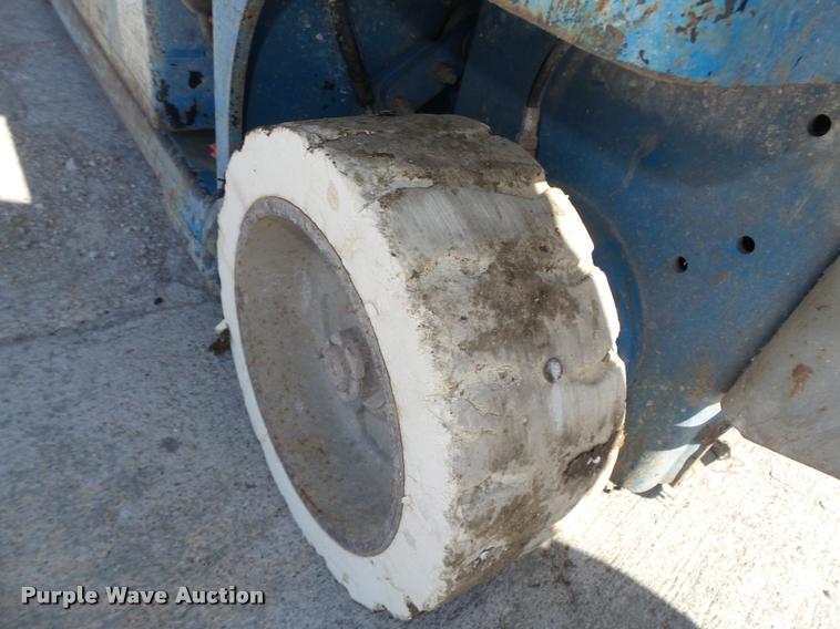 image for item DA0570 Genie GS1930 scissor lift