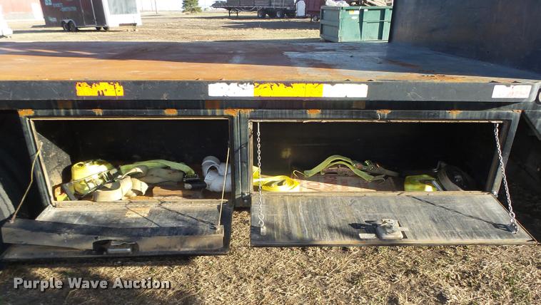 image for item DA0578 2005 Chevrolet C4500 flatbed truck