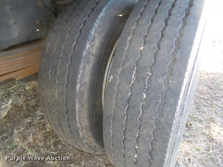 image for item DA0578 2005 Chevrolet C4500 flatbed truck