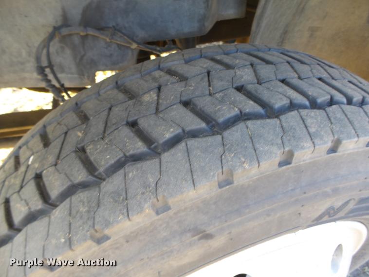 image for item DA0578 2005 Chevrolet C4500 flatbed truck