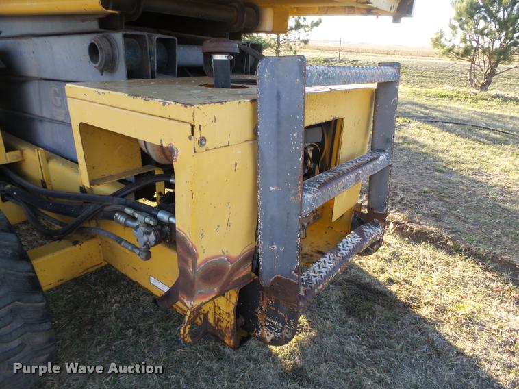 image for item DA0580 1995 Grove SM3884 scissor lift