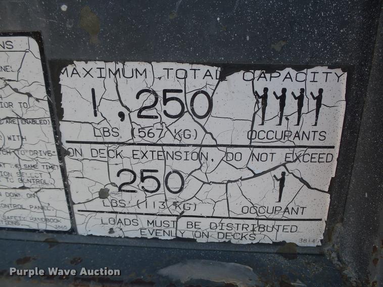 image for item DA0580 1995 Grove SM3884 scissor lift