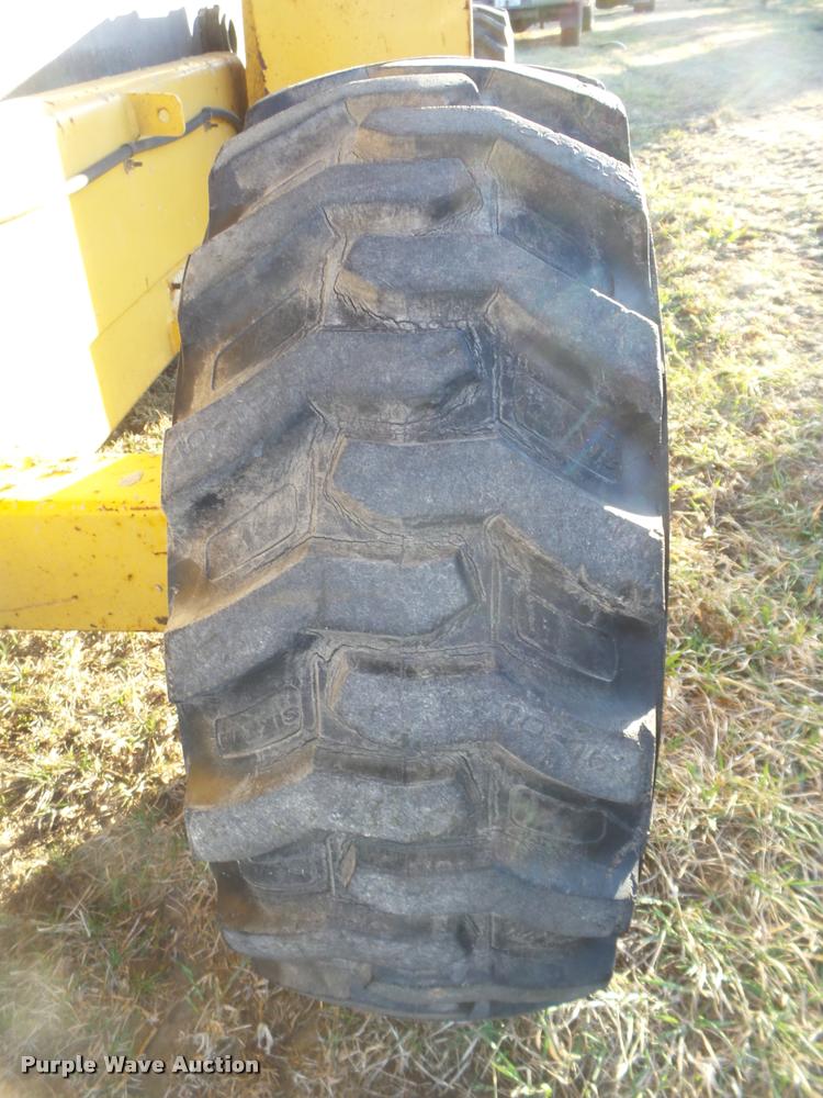 image for item DA0580 1995 Grove SM3884 scissor lift