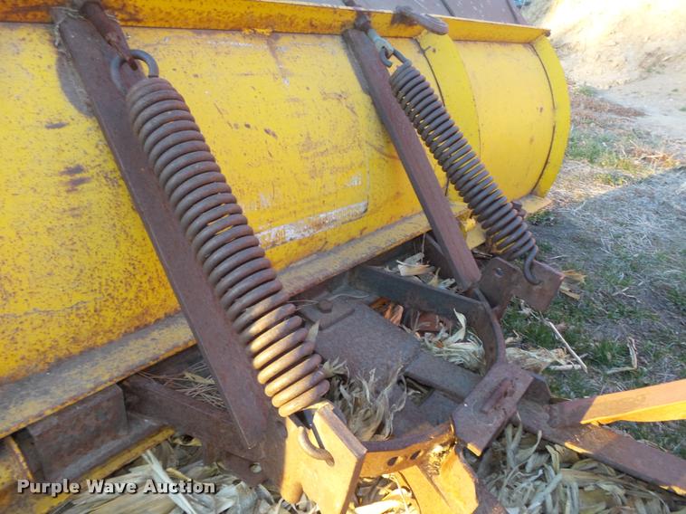 image for item DA0582 ST-90 skid steer snow blade