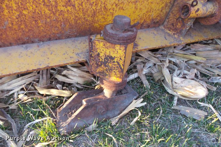 image for item DA0582 ST-90 skid steer snow blade