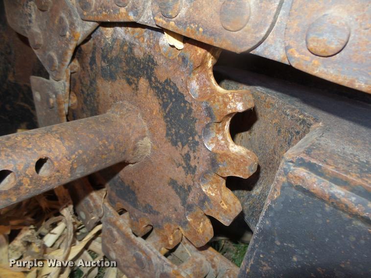 image for item DA0583 Lowe 40C offset skid steer trencher