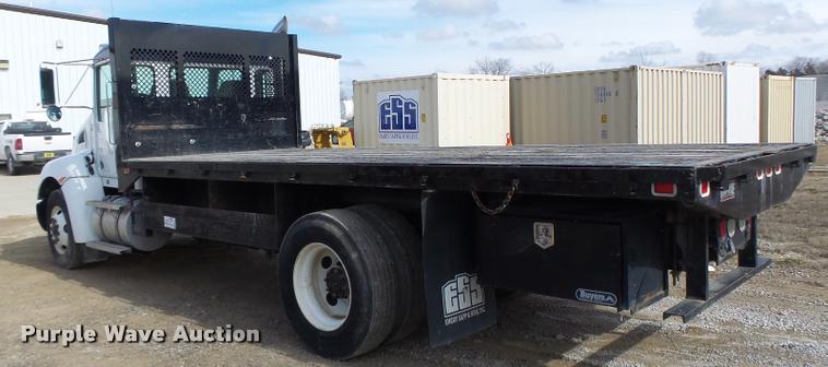image for item DA3340 2010 Kenworth T370 flatbed truck