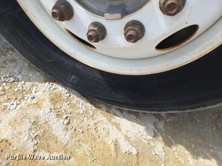 image for item DA3340 2010 Kenworth T370 flatbed truck