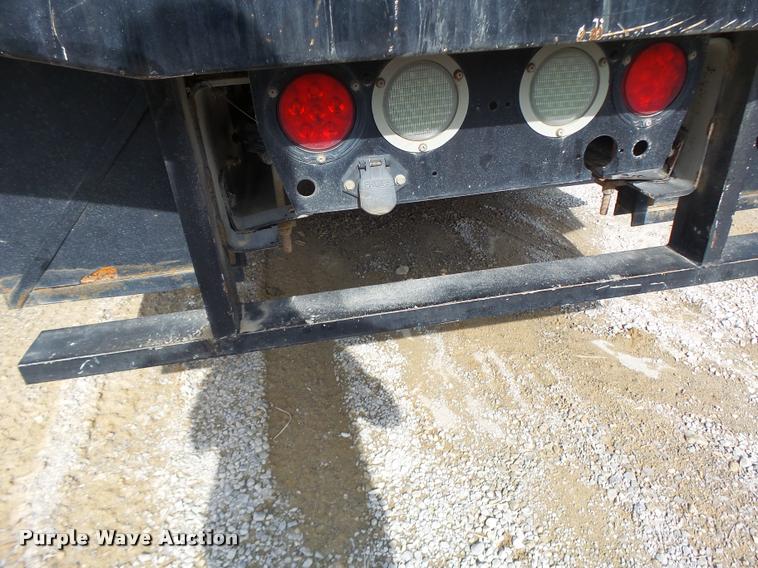 image for item DA3340 2010 Kenworth T370 flatbed truck