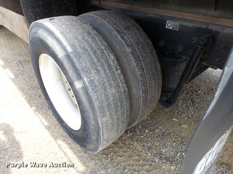 image for item DA3340 2010 Kenworth T370 flatbed truck