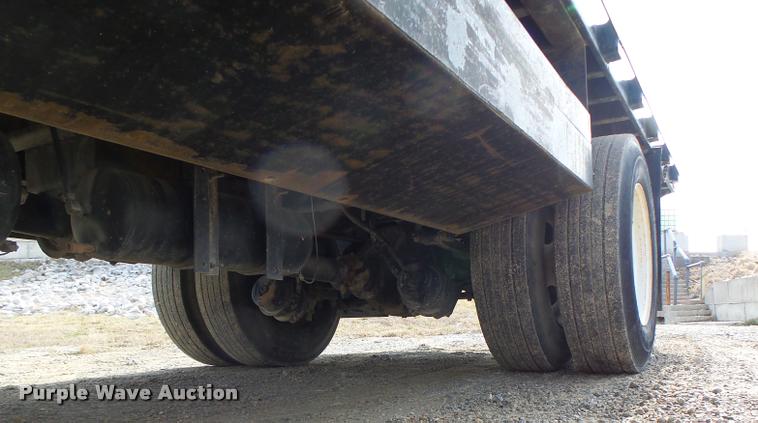 image for item DA3340 2010 Kenworth T370 flatbed truck