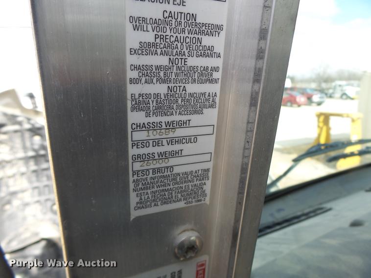 image for item DA3340 2010 Kenworth T370 flatbed truck