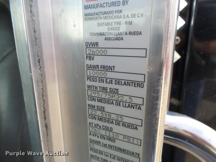 image for item DA3340 2010 Kenworth T370 flatbed truck