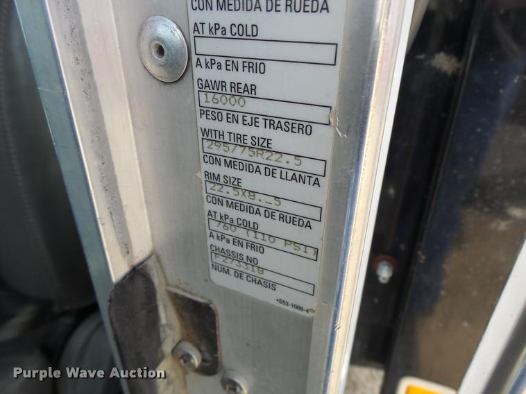 image for item DA3340 2010 Kenworth T370 flatbed truck