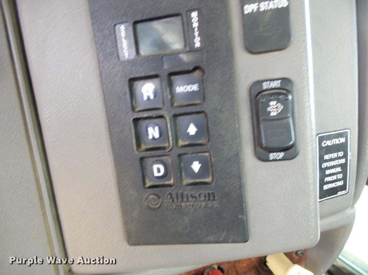 image for item DA3340 2010 Kenworth T370 flatbed truck