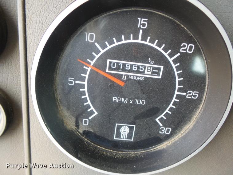 image for item DA3340 2010 Kenworth T370 flatbed truck