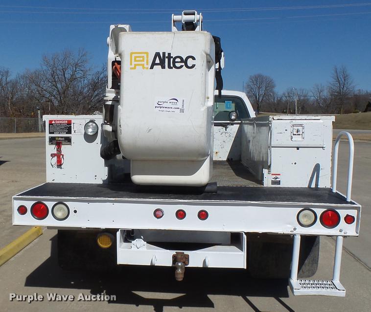 image for item DA3344 2007 Ford F550 bucket truck