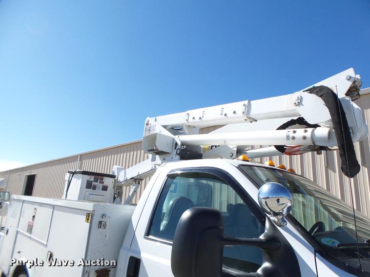 image for item DA3344 2007 Ford F550 bucket truck
