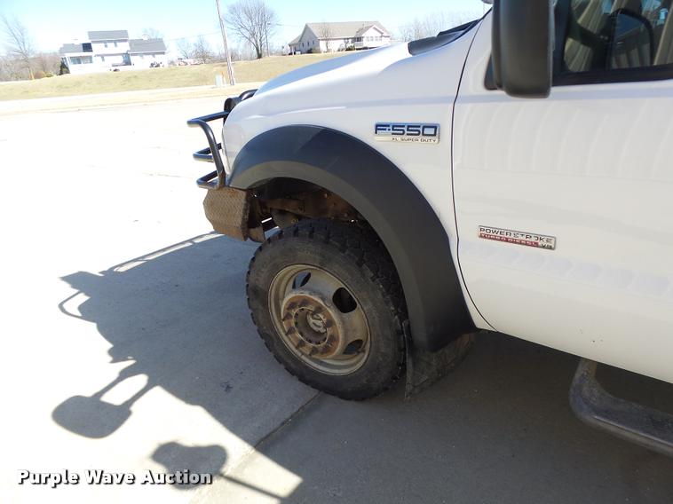 image for item DA3344 2007 Ford F550 bucket truck
