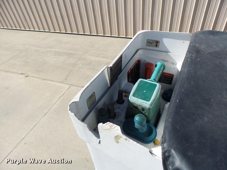 image for item DA3344 2007 Ford F550 bucket truck