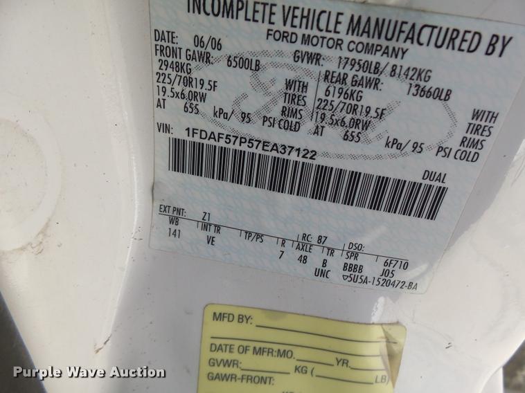 image for item DA3344 2007 Ford F550 bucket truck
