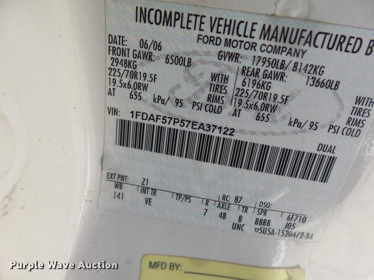 image for item DA3344 2007 Ford F550 bucket truck