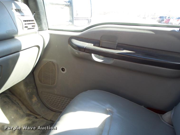 image for item DA3344 2007 Ford F550 bucket truck