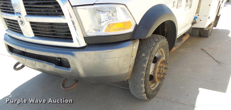image for item DA3345 2011 Dodge Ram 5500 bucket truck