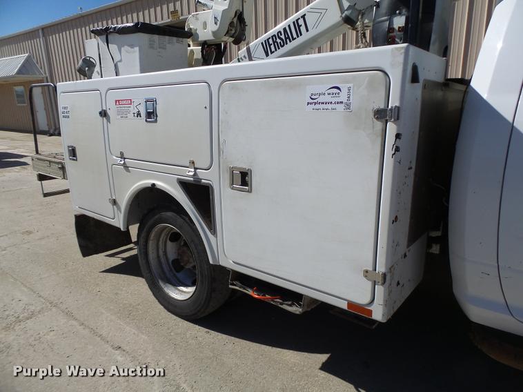 image for item DA3345 2011 Dodge Ram 5500 bucket truck