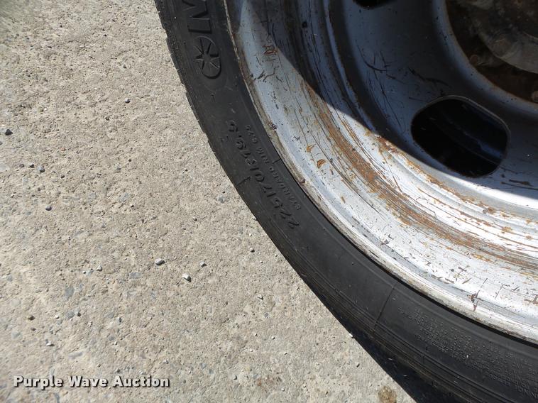 image for item DA3345 2011 Dodge Ram 5500 bucket truck