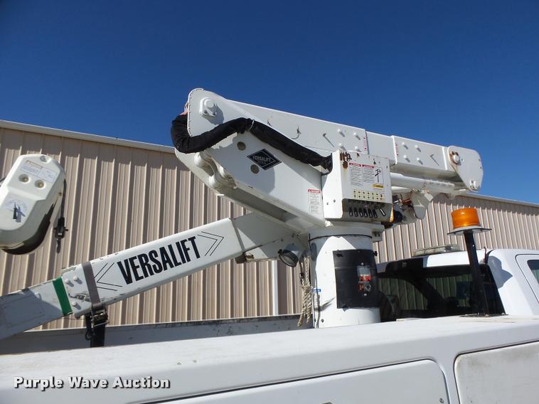 image for item DA3345 2011 Dodge Ram 5500 bucket truck