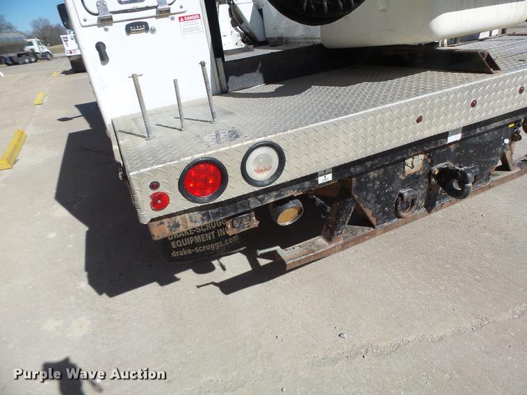 image for item DA3345 2011 Dodge Ram 5500 bucket truck