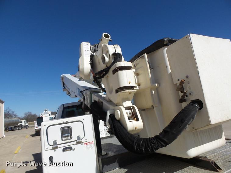 image for item DA3345 2011 Dodge Ram 5500 bucket truck