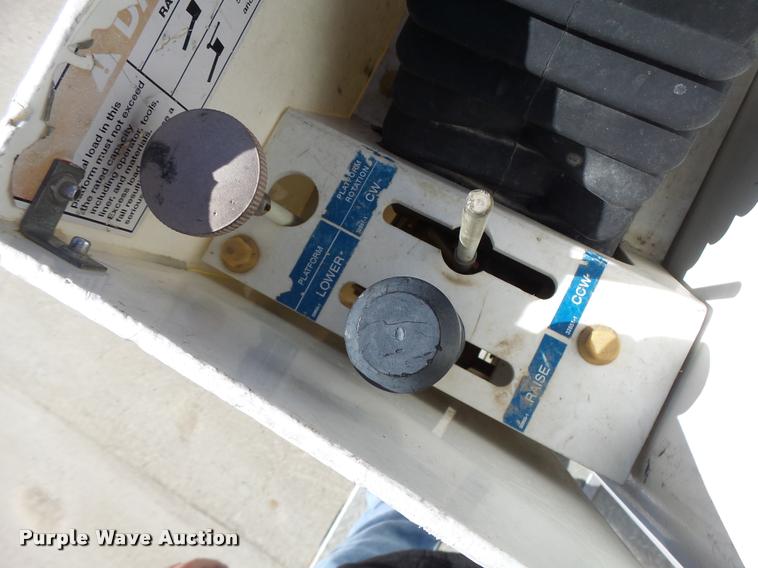 image for item DA3345 2011 Dodge Ram 5500 bucket truck