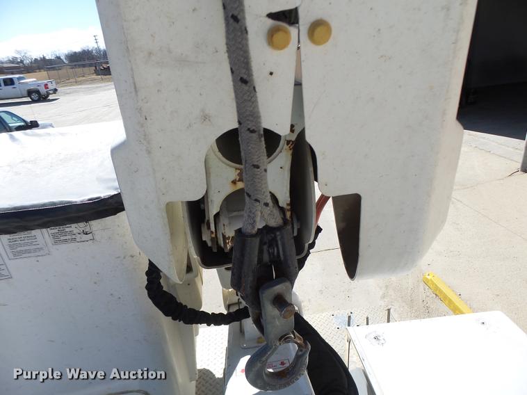 image for item DA3345 2011 Dodge Ram 5500 bucket truck