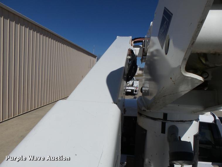 image for item DA3345 2011 Dodge Ram 5500 bucket truck