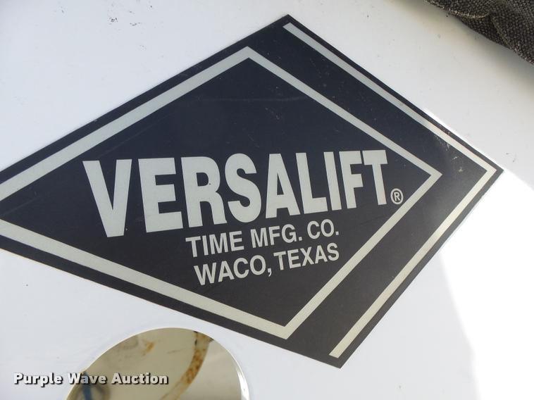 image for item DA3345 2011 Dodge Ram 5500 bucket truck