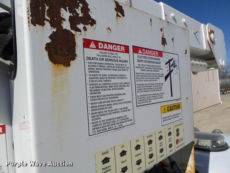 image for item DA3345 2011 Dodge Ram 5500 bucket truck