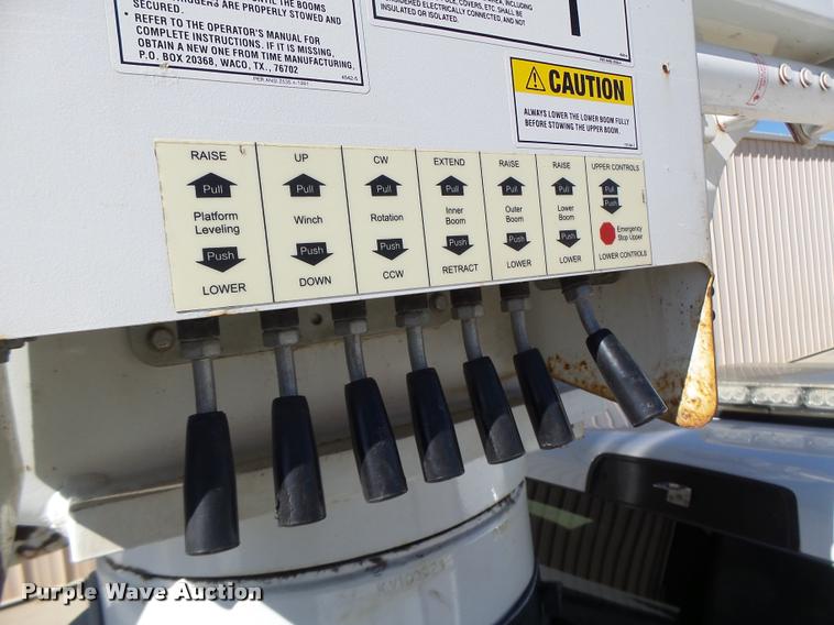 image for item DA3345 2011 Dodge Ram 5500 bucket truck