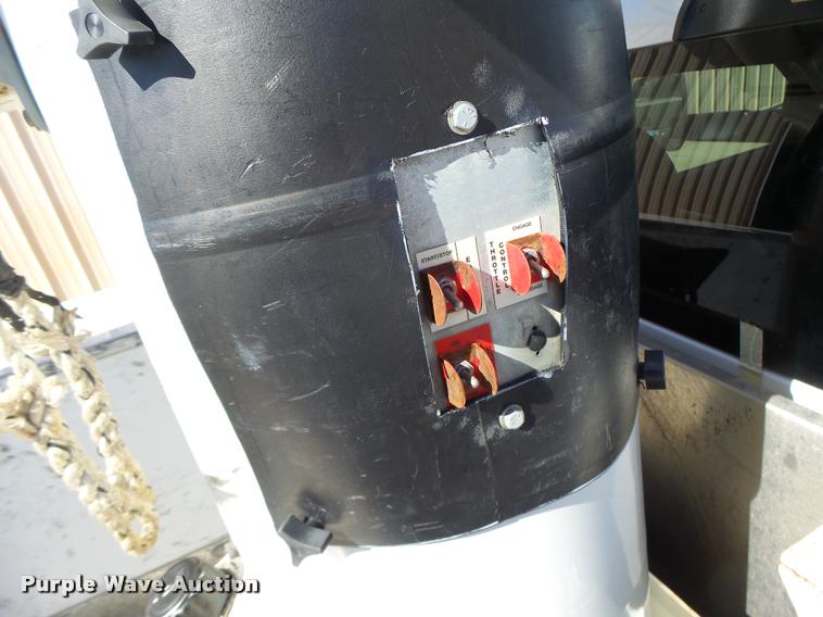 image for item DA3345 2011 Dodge Ram 5500 bucket truck