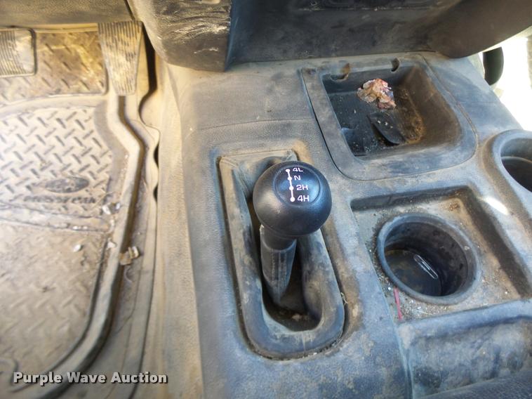 image for item DA3345 2011 Dodge Ram 5500 bucket truck