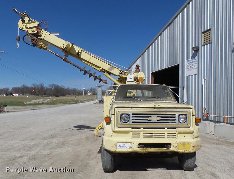 image for item DA3367 1979 Chevrolet C70 digger derrick truck